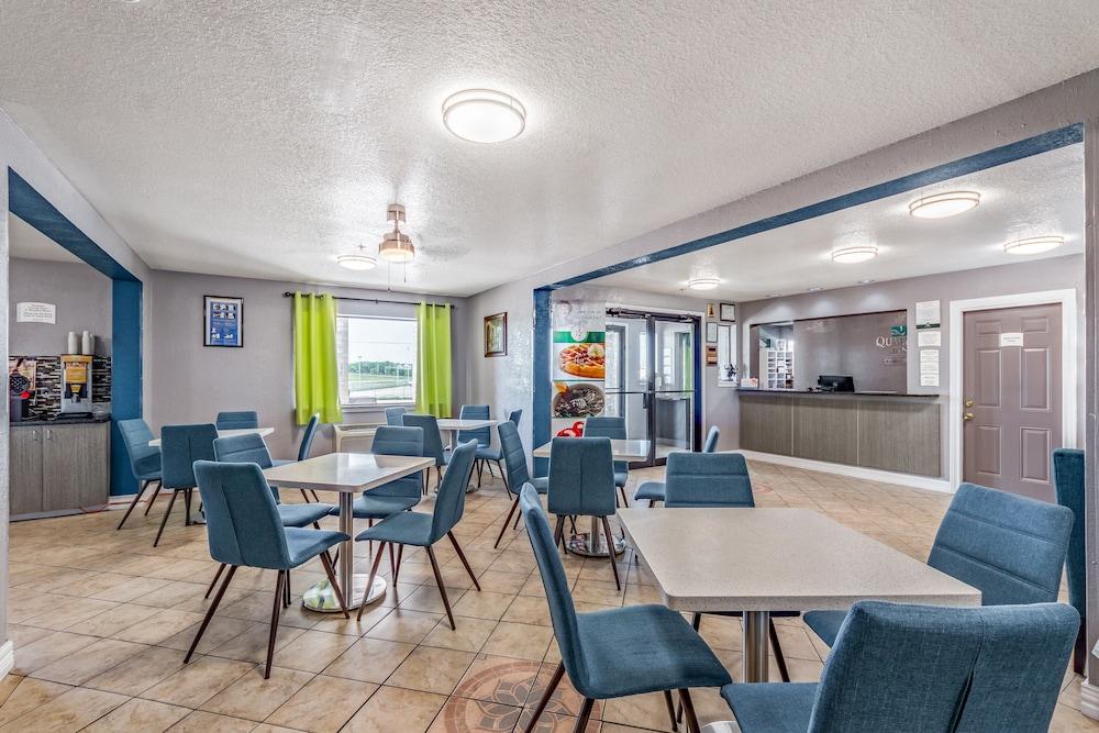Quality Inn I-10 East Near Frost Bank Center San Antonio Buitenkant foto
