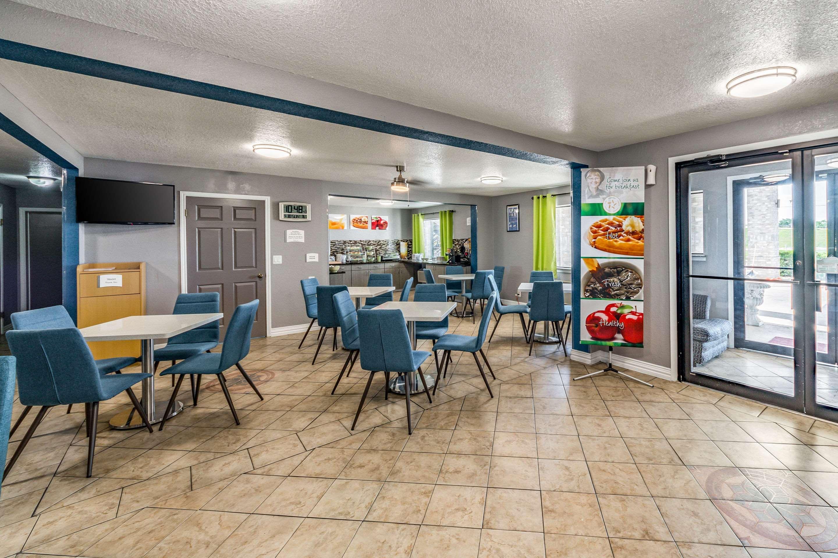 Quality Inn I-10 East Near Frost Bank Center San Antonio Buitenkant foto