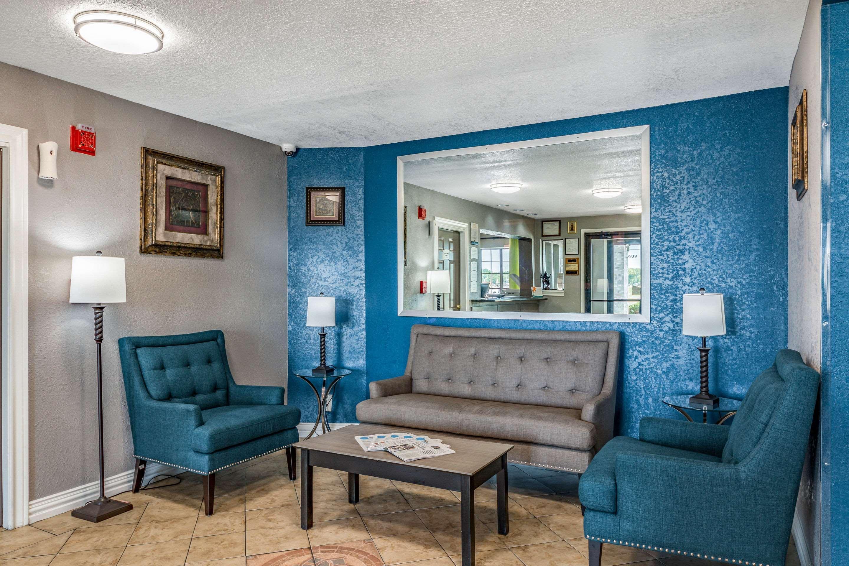 Quality Inn I-10 East Near Frost Bank Center San Antonio Buitenkant foto